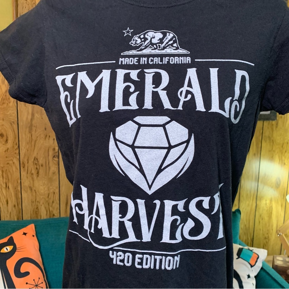 Emerald Harvest 420 Edition Made In California T-Shirt View 3